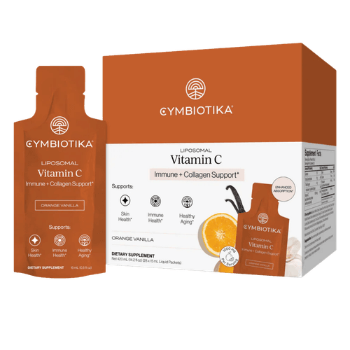 Cymbiotika Liposomal Vitamin C i porsjonspose og eske. Liposomalt vitamin C med appelsin- og vaniljesmak, utviklet for enkel daglig bruk.
